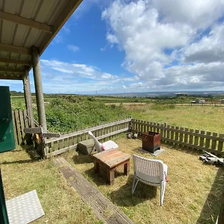 Kemping Stunning Views & Sunrises From Sally Saracen